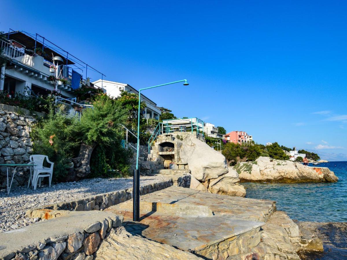 Holiday Home Lara By Interhome โอมิช ภายนอก รูปภาพ