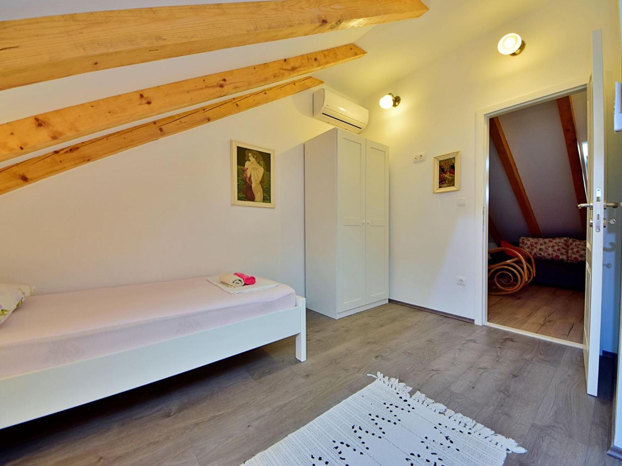 Holiday Home Lara By Interhome โอมิช ภายนอก รูปภาพ
