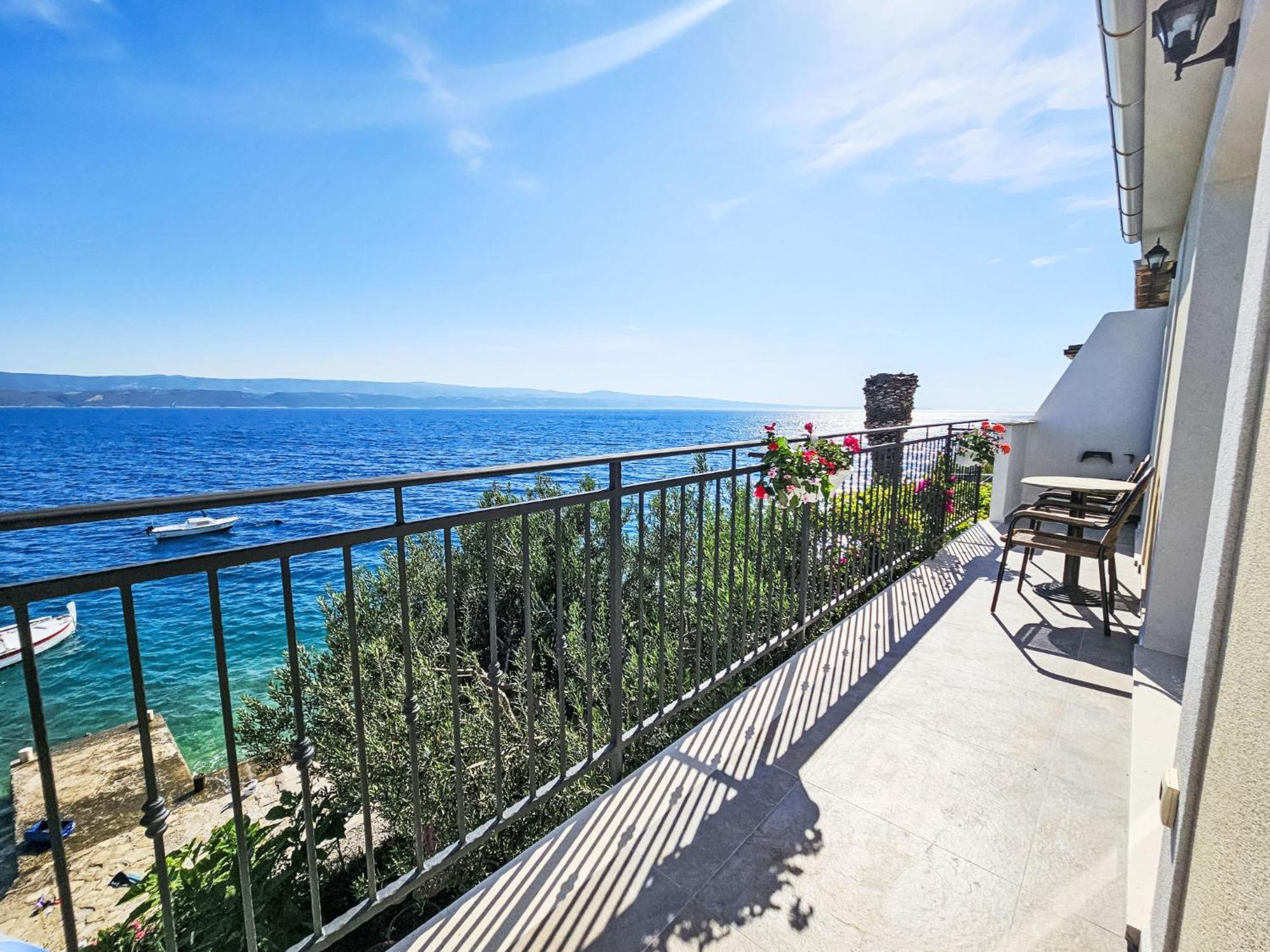 Holiday Home Lara By Interhome โอมิช ภายนอก รูปภาพ